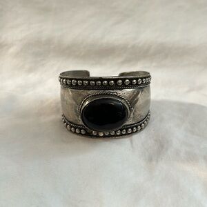 Silver Metal and Black Onyx Cuff Moroccan Bracelet